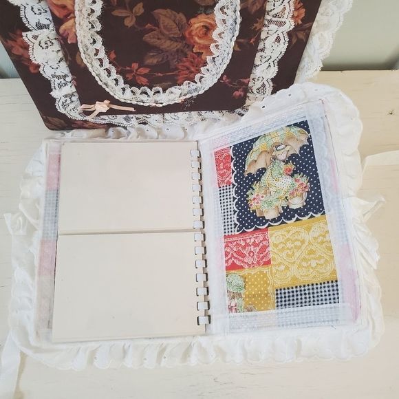 Handmade Padded Lace Album Book Set - Picture 3 of 6